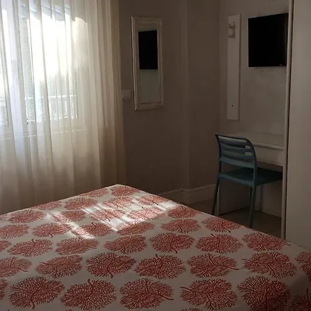 Enrico Hotel
