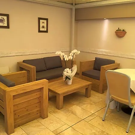 Enrico Hotel