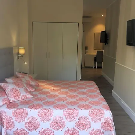 Enrico Hotel 3*