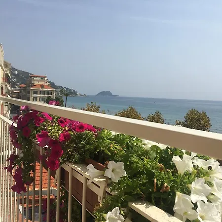 Enrico Hotel Alassio